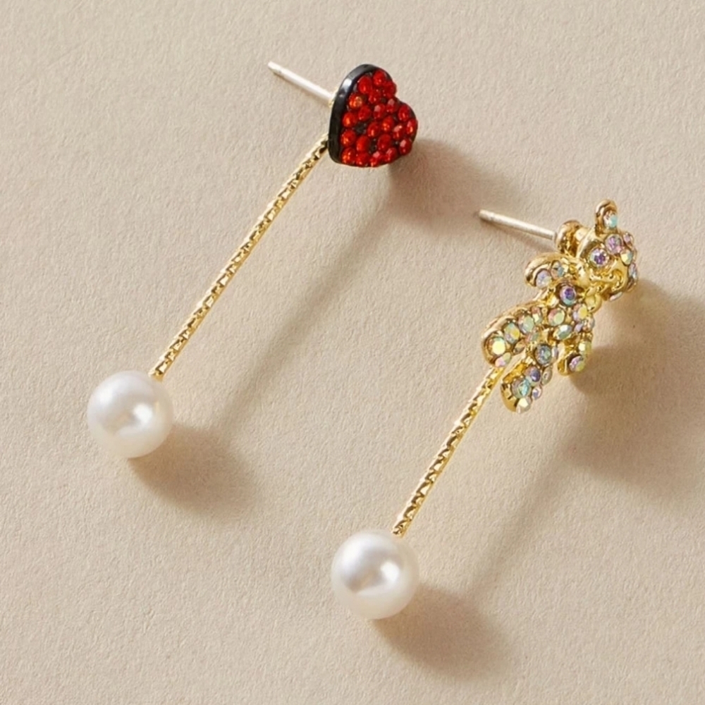 Bear & Heart Shape Pearl Drop Earrings